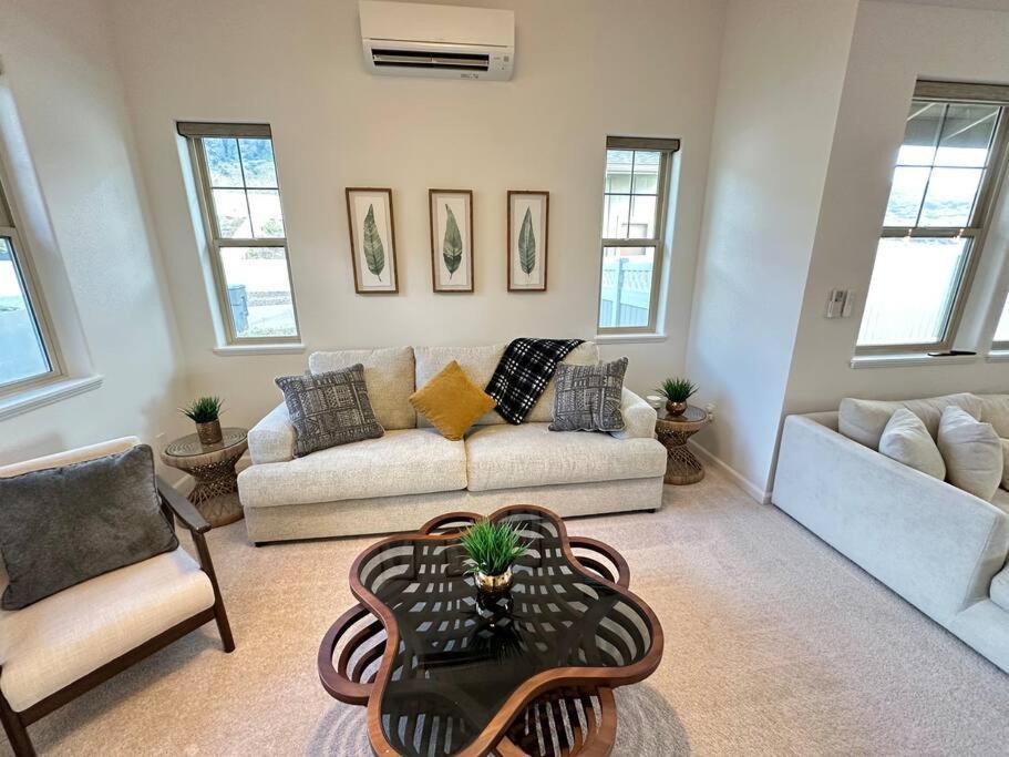 New 4 Bedroom Home With Ocean And Gorgeous Mountain Views In The Gated Community Of Mauna Olu Waianae Dış mekan fotoğraf